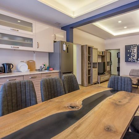 3Bdr, Top Center Retreat, City Heart, Free Parking Sofia Exterior photo